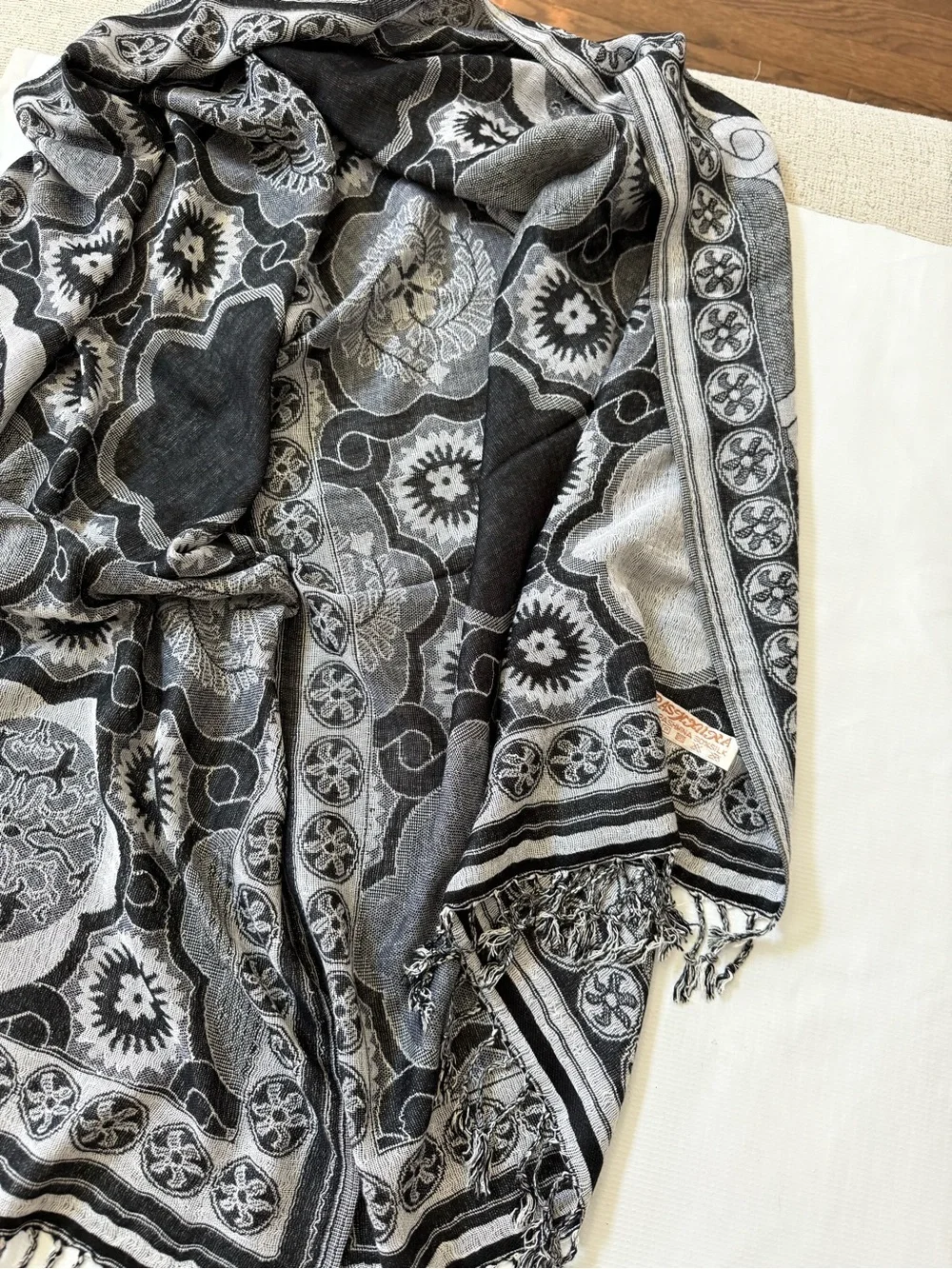 Pashmina Silk Blend Black & Gray Patterned Fringed Wrap Shawl Scarf